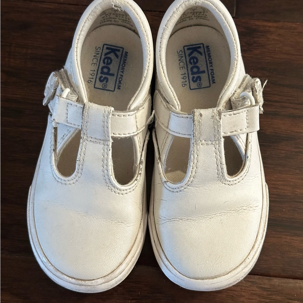 Keds White Dress Shoes with T-Strap Design